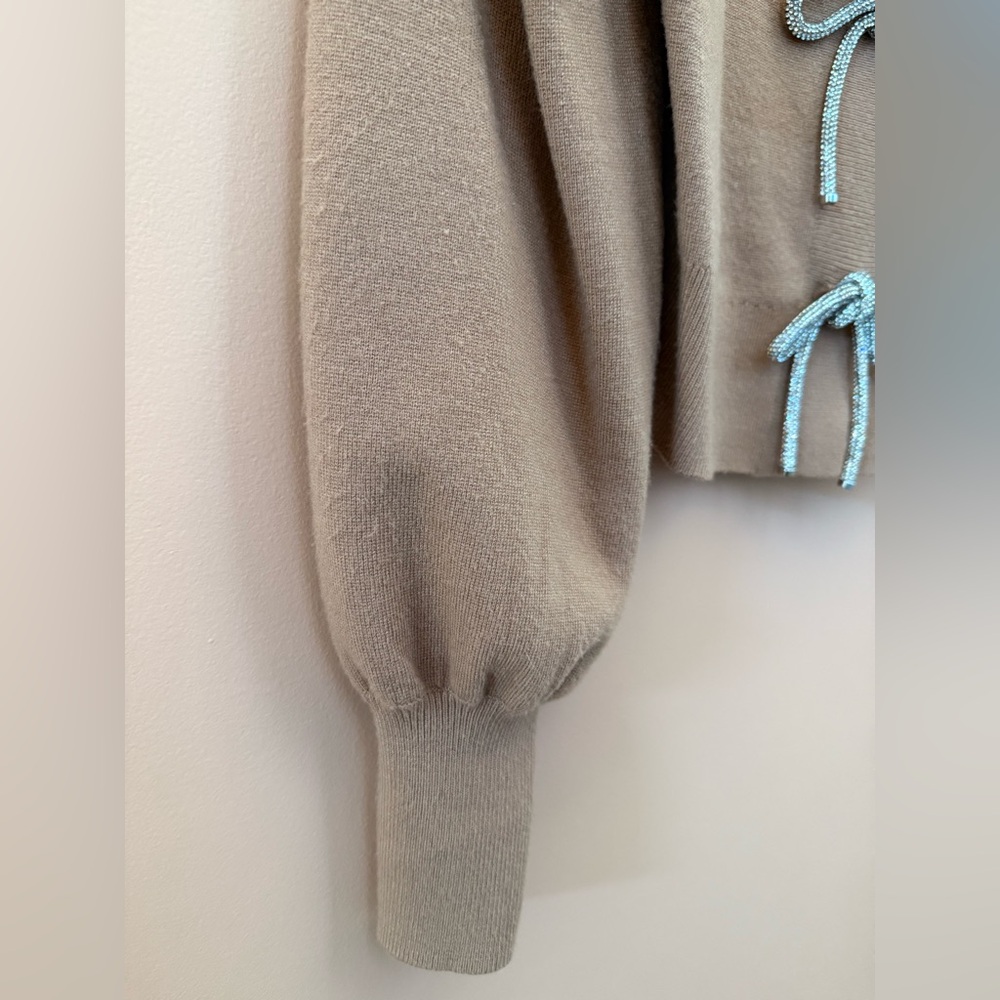EXPRESS NWT Rhinestone Bows Cropped Cardigan - Picture 3 of 9